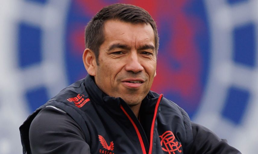 Beşiktaş'tan ayrılan ve Glasgow Rangers'a giden Rıdvan Yılmaz'a yeni takımının teknik direktörü Giovanni van Bronckhorst'tan övgü dolu sözler geldi!