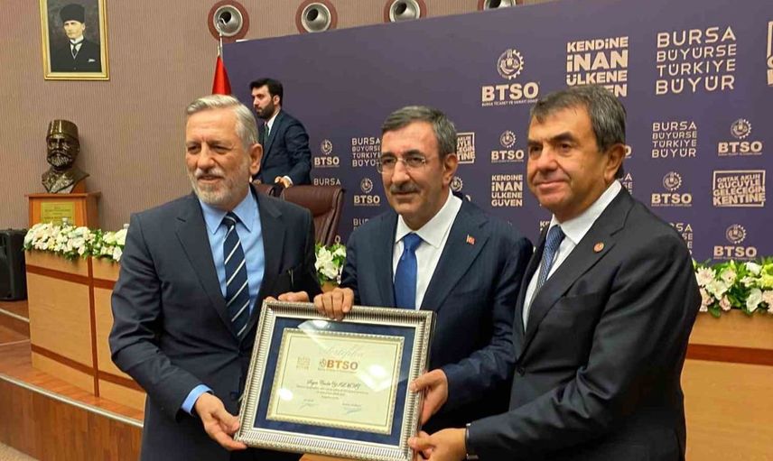 Cumhurbaşkanı Yardımcısı Yılmaz, Bursa'da iş dünyasıyla buluştu