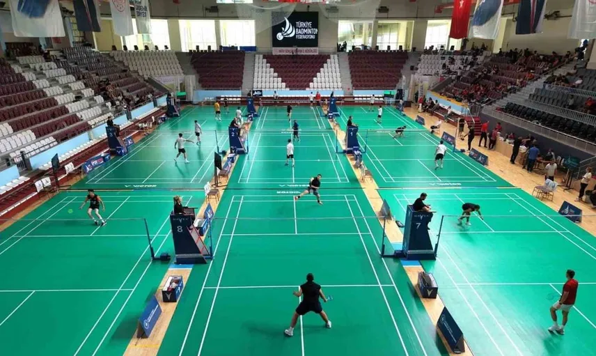 Hatay, Badminton tutkunlarını buluşturdu: 2026 Türkiye Şampiyonası başladı