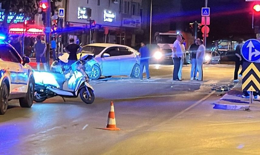 Bursa'da otomobil kazası: 9 kişi hastaneye kaldırıldı