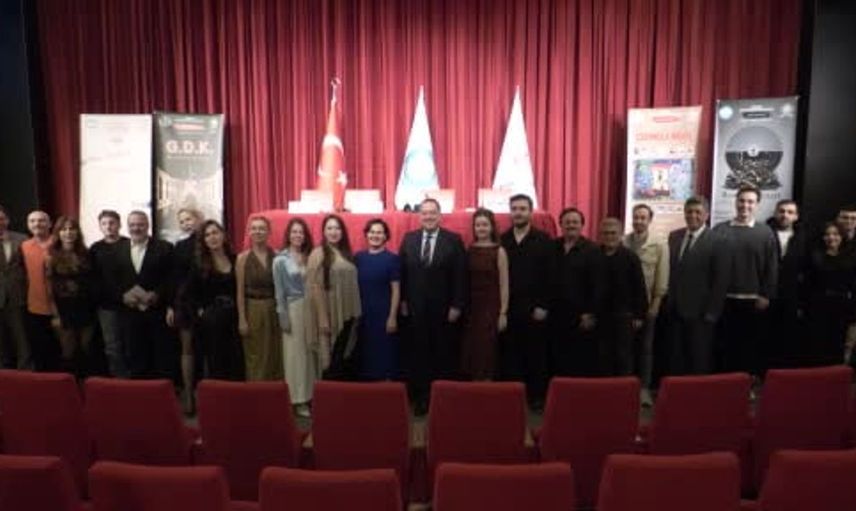 Manisa şehir tiyatrosu 20. yılını duruş temasıyla karşılıyor