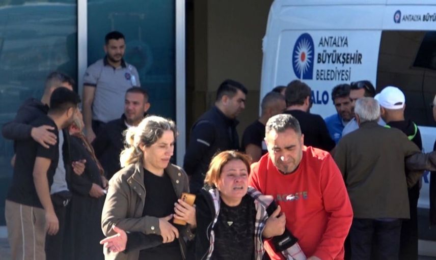 Masterlar turnuvası için Antalya'ya gelen futbolcu hayatını kaybetti