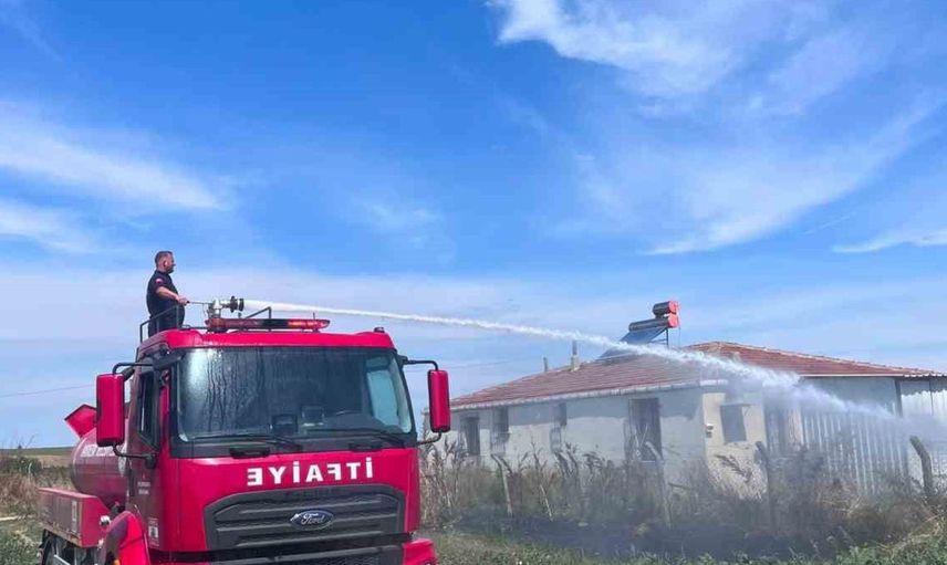 Babaeski'de çıkan yangın itfaiye ekipleri tarafından söndürüldü