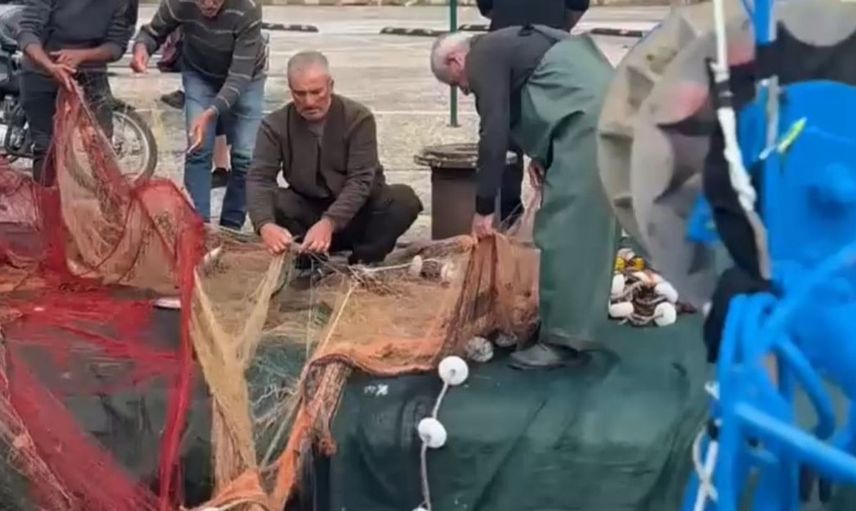 Karadeniz'de balıkçı bir gecede 2 bin palamut yakaladı