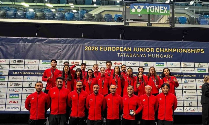 Badminton milli takımı tarihi başarıya imza attı: Avrupa üçüncüsü