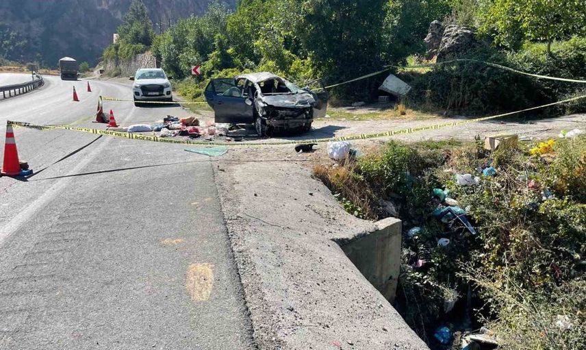 Bitlis'te trafik kazasında 10 yaşındaki çocuk yaşamını yitirdi