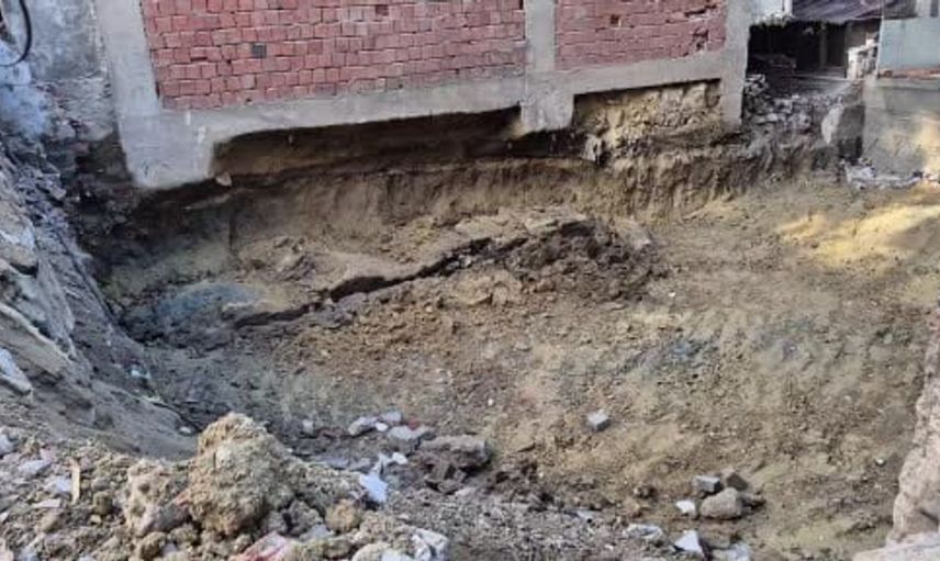 Sultangazi'de inşaat kazısı yan binayı etkiledi: 6 aile tedbiren tahliye edildi