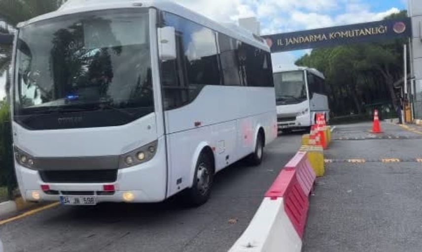 İstanbul'da uyuşturucu soruşturması kapsamında ünlü isimler hastaneye götürüldü