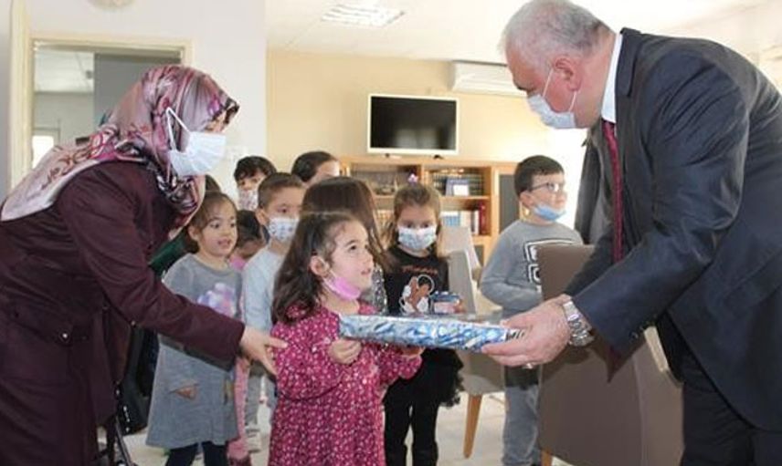 Bilecikli Minikler İdlib’e Destek Çıktı