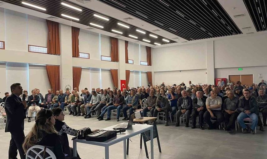 Bilecik'te Çiftçilere B-REÇETE Eğitimi Verildi