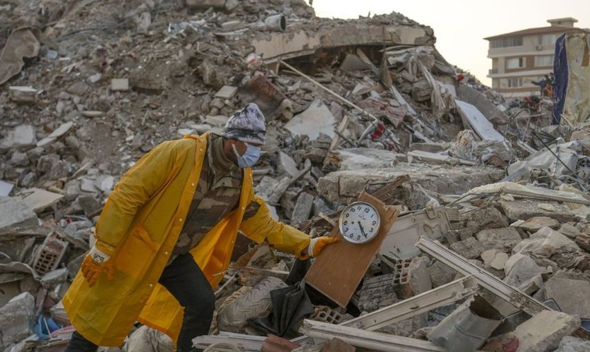 Bilim Kurulu üyesinden deprem sonrası enfeksiyon uyarısı: Mutlaka tetanos aşısı yapılmalı