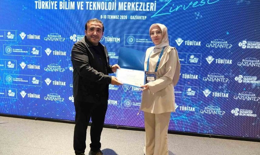 Bilim Uşak ekibi 5. Türkiye bilim ve teknoloji merkezleri zirvesi'ne katıldı