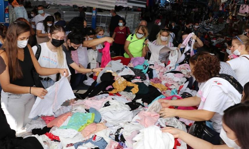 Binlerce vatandaş Edirne’ye akın etti: Otel ve restoranlar doldu