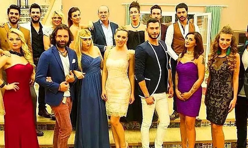 Bir döneme damgasını vuran efsanevi program Kısmetse Olur geri mi dönüyor ?
