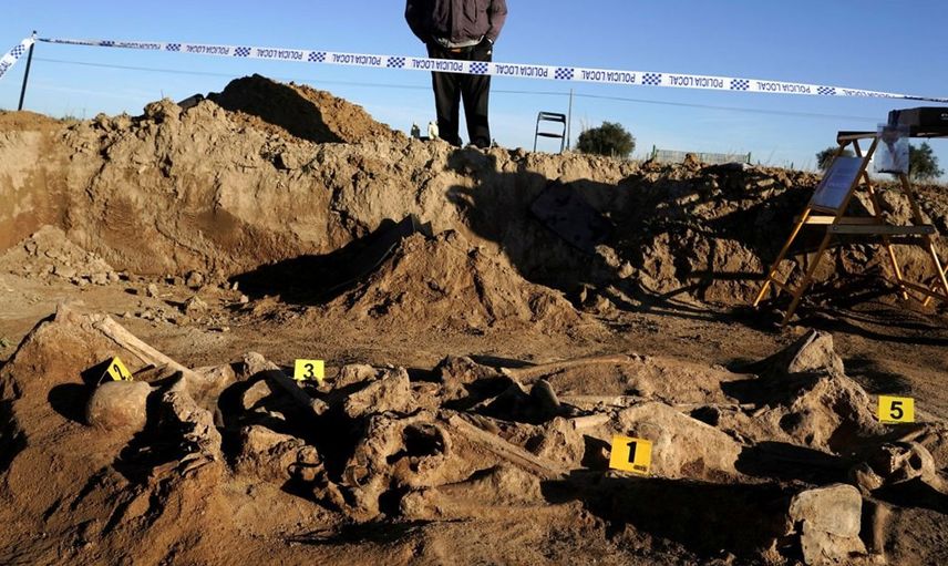 Bir katliam ortaya çıktı: Çöp torbalarının içinde 1086 kişiye ait kalıntılara rastlandı!