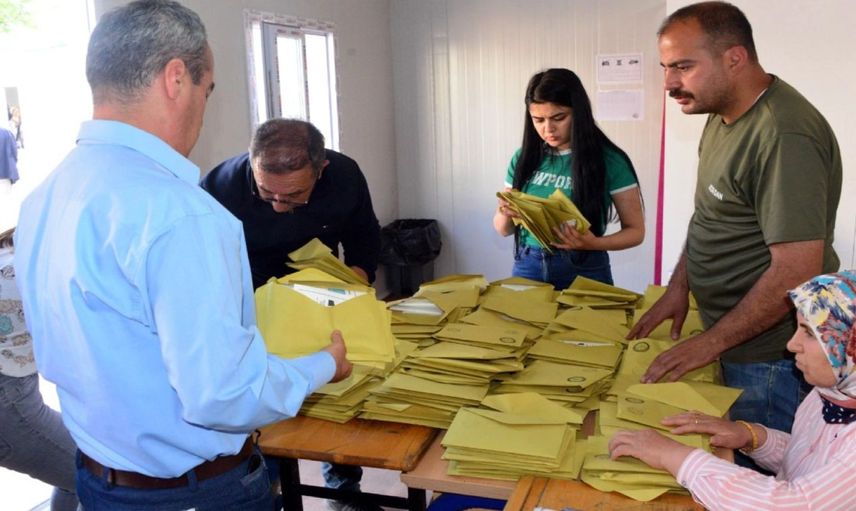 Bitlis’te oylar yeniden sayıldı: Belediye yönetimi farklı bir partiye geçti