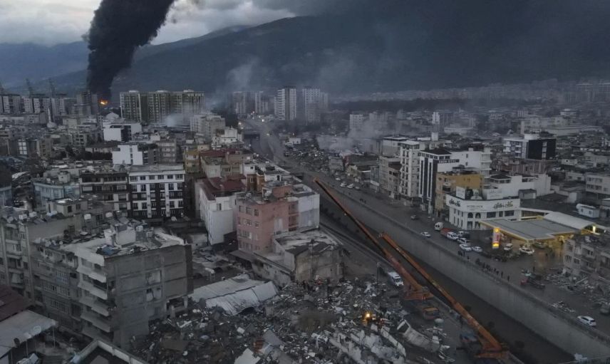 BM yetkilileri uyarıyor: İsrail'in Gazze'deki BM okullarını hedef alan saldırıları