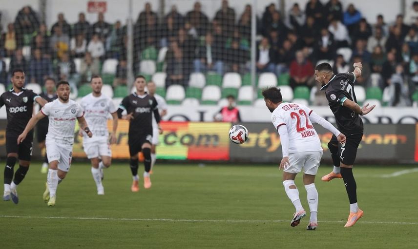 Bodrum FK'nın Çorum FK Galibiyeti ve Teknik Direktörlerin Değerlendirmeleri