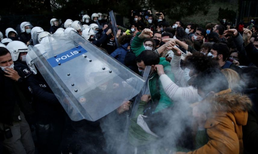 Boğaziçi Üniversitesi'nde Yeni Rektör Naci İnci'ye Sert Protesto!