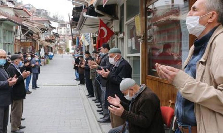 Bolu'da 700 Yıllık Gelenek Devam Ediyor