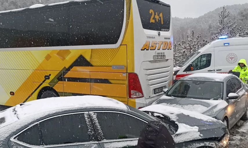 Bolu’da yoğun kar zincirleme kazaya neden oldu: Çok sayıda yaralı var