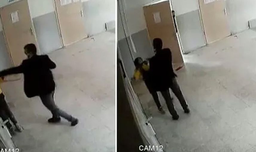 Böyle Öğretmen Olur mu Dedirtti! Öğrencisini Tekme Tokat Dövdü