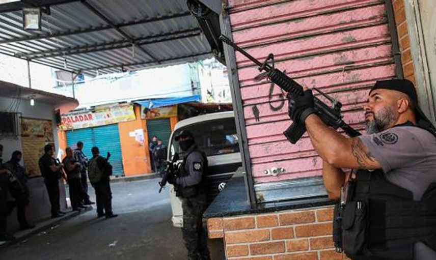 Brezilya'da Uyuşturucu Tacirlerine Operasyon