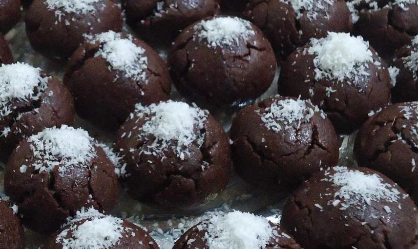 Browni şerbetli kurabiye tarifi : en güzel ve lezzetli browni şerbetli kurabiye nasıl yapılır? Browni şerbetli kurabiye malzemeleri ve pratik tarifi