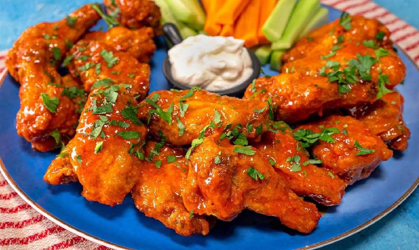 Buffalo wings nasıl yapılır? Buffalo wings yapmanın püf noktaları nelerdir? MasterChef Türkiye buffalo wings  tarifi