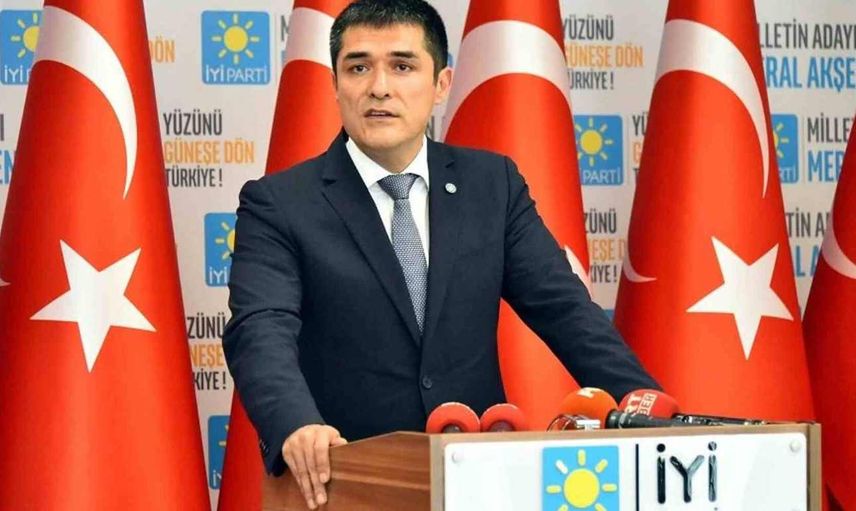 Buğra Kavuncu kimdir, kaç yaşında? Fox Çalar Saat konuğu Buğra Kavuncu kaç yaşında, nereli? Buğra Kavuncu hayatı ve biyografisi!