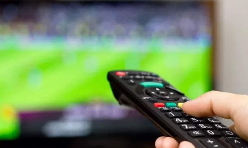 Bugün kimin maçı var? TV'de bugün futbol ekranı : Hafta boyunca televizyonlarda gösterilecek futbol karşılaşmaları