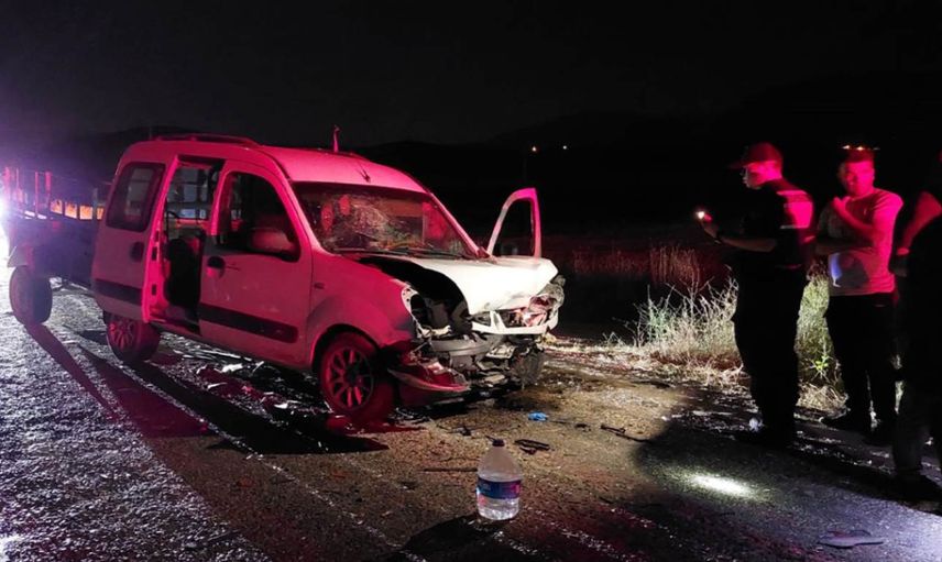 Burdur’da katliam gibi kaza: Çok sayıda ölü ve yaralılar var