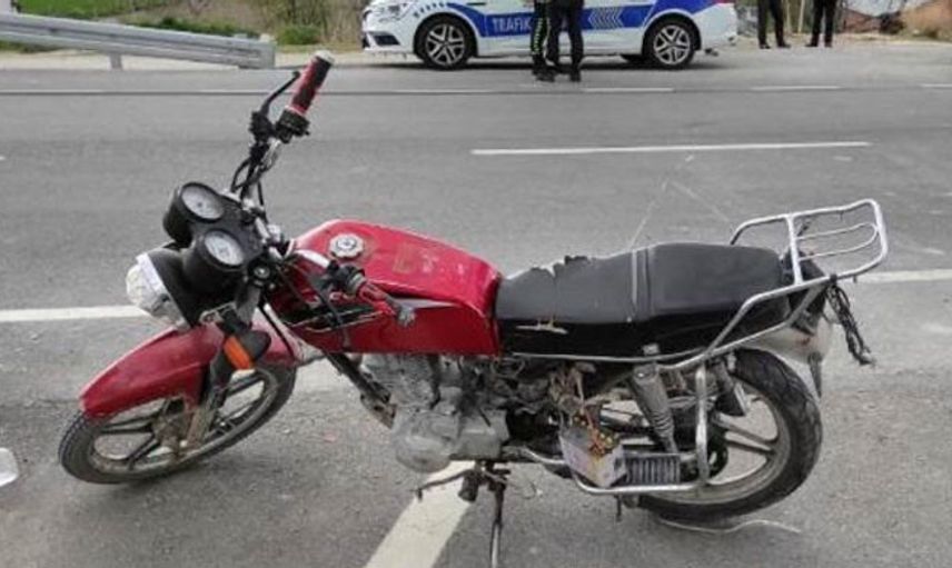 Burdur’da Tır, Motosiklete Çarptı! 10 Yaşındaki Çocuk Yaralandı