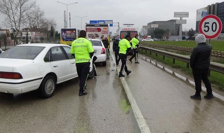 Bursa-Ankara Yolunda Zincirleme Kaza Oldu, Trafik Kilitlendi