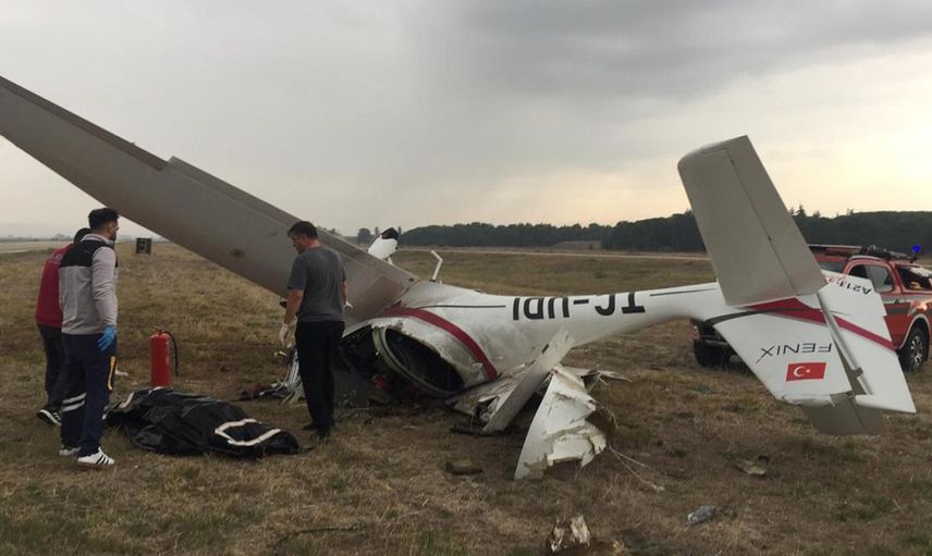 Bursa'da Eğitim Uçağı Takla Attı: 2 Pilot Hayatını Kaybetti!