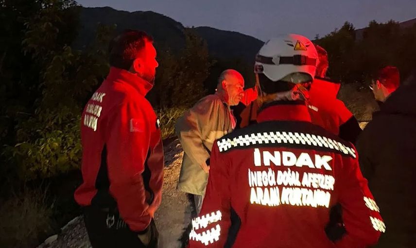 Bursa'da Kayıp Olduğu Sanılan Şahıs Kendisini Arama Çalışmasına Katıldı
