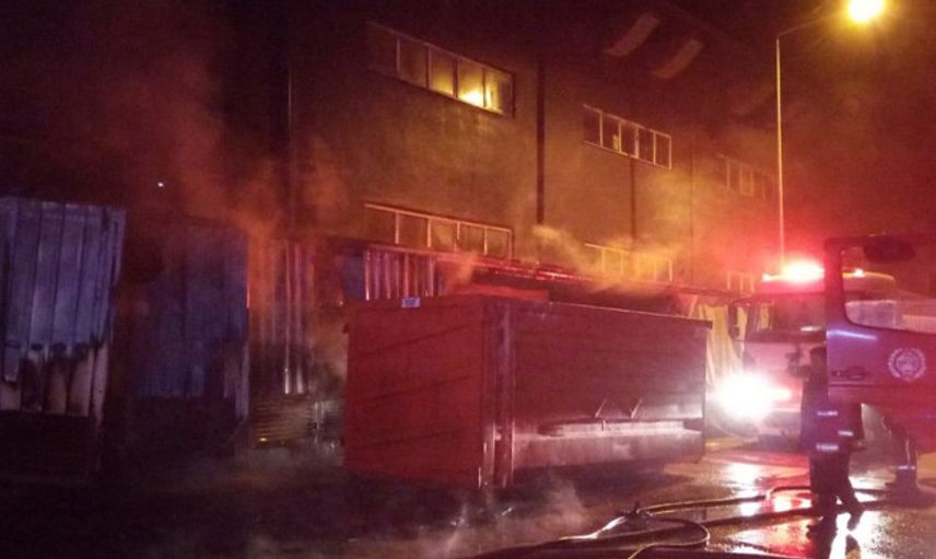 Bursa'da Mobilya Fabrikasında Yangın