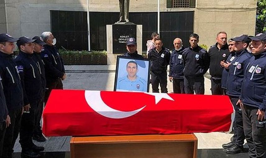 Bursa'da şehit olan memur Cengiz Yiğit son yolculuğuna uğurlandı: Cenaze törenindekiler gözyaşlarını tutamadı