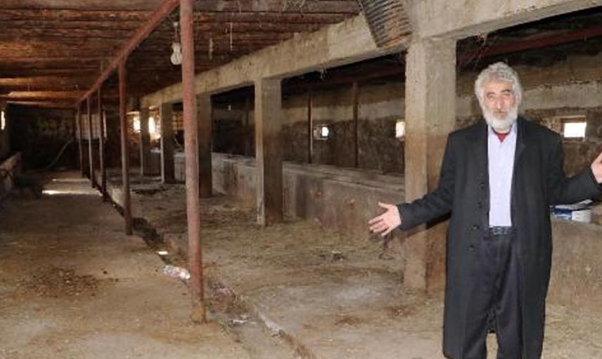 Bütün Köyü Dolandıran Adam Utancından Köye Gidemiyor