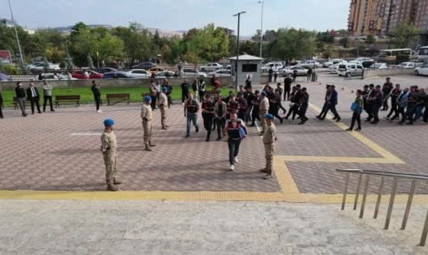 Yolsuzluk soruşturmasında yeni gelişme: 35 şüpheli adliyeye sevk edildi