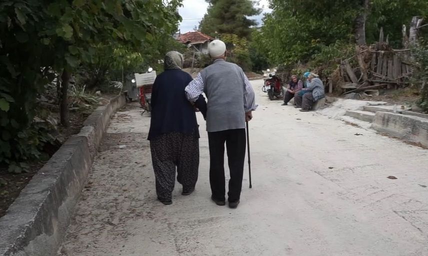 Cumhuriyet’in izlerini taşıyan 72 yıllık aşk hikayesi: Ramazan ve Nazire Eroğuz'un yaşamı