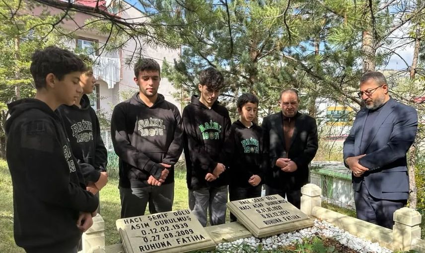 İmam hatipliler haftasında efsane isim unutulmadı: Hacı Asaf Durulmuş'a saygı duruşu
