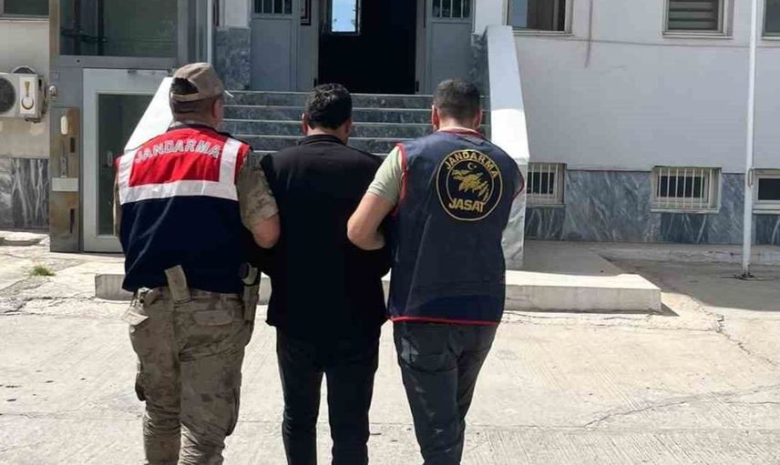 Birecik'te uyuşturucu henüz kaçarken yakayı ele verdi