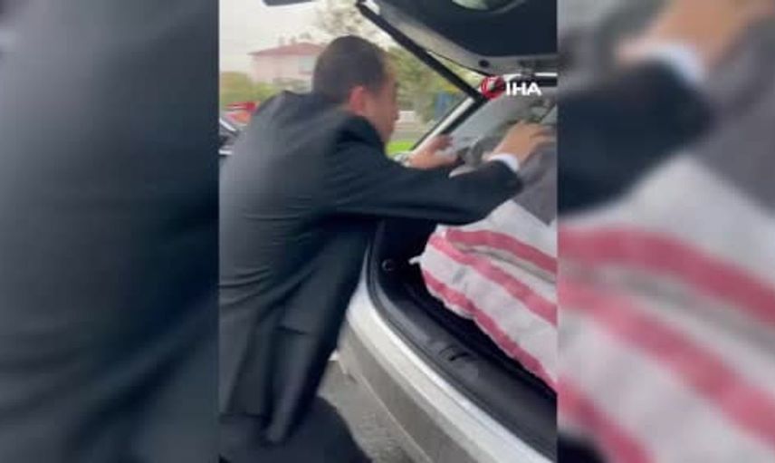 Bolu'da seyir halindeki tır yangınına vatandaşlardan hızlı müdahale