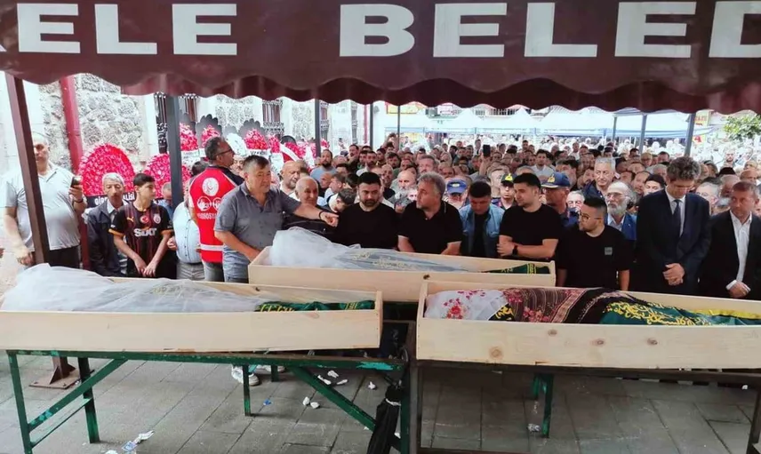 Giresun'da sel felaketi: Anne ve iki kızı uğurlandı