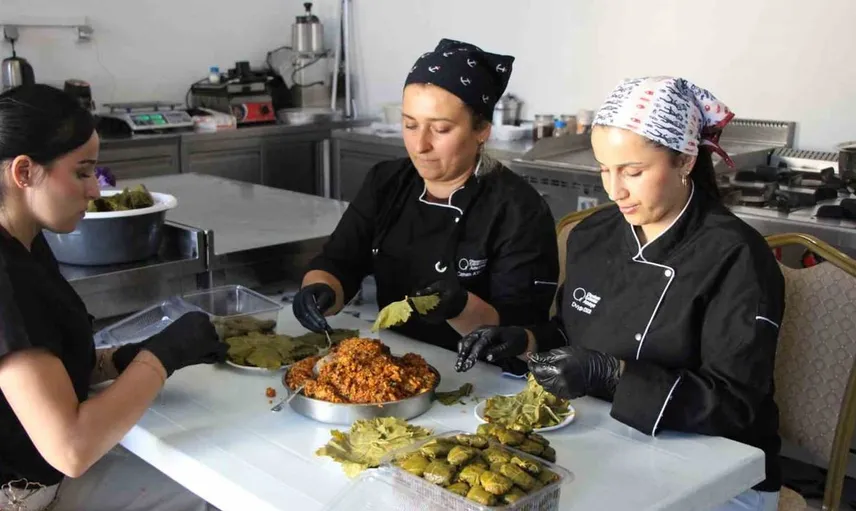Amasya'nın tescilli baklalı dolması, bayramların vazgeçilmezi
