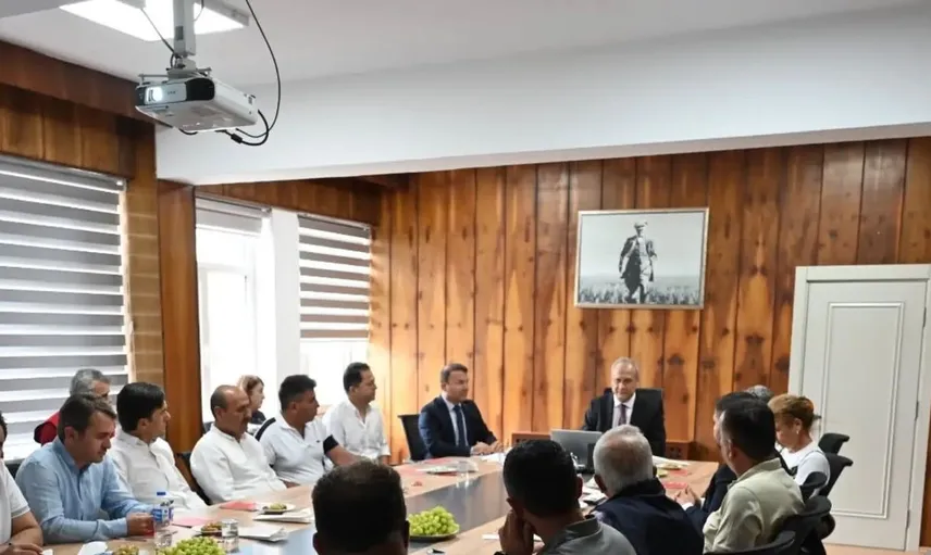 Denizli'de üzüm üreticilerinin talepleri masaya yatırıldı