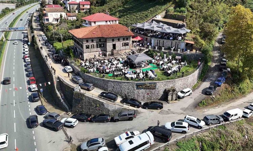 Saral ailesi tarihi köklerinde buluştu