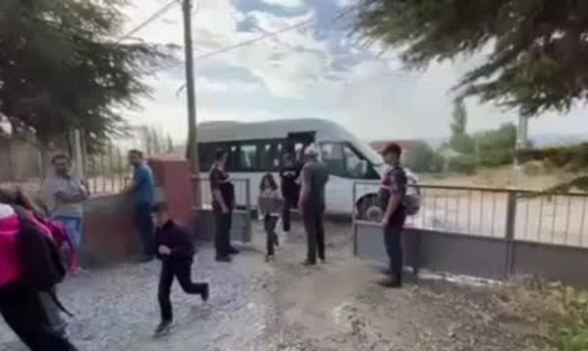 Tokat’ta eğitim yılı öncesi jandarmadan okul servislerine yoğun denetim