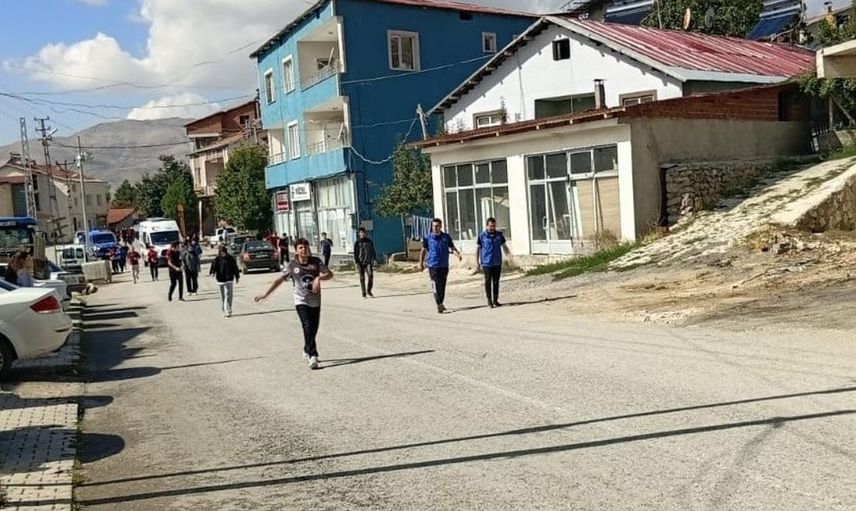 Çelikhan'da amatör spor haftası etkinliği: ödüllü atletizm koşusu heyecan yarattı